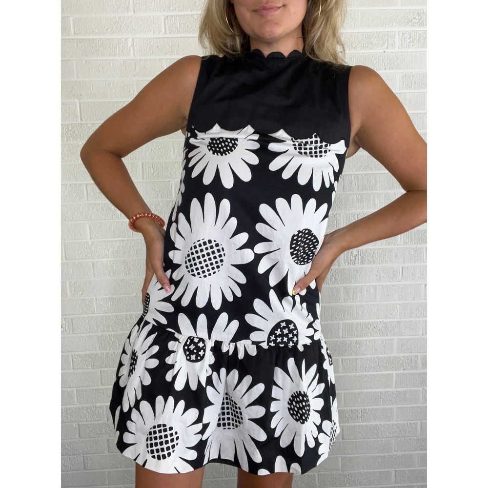 Victoria Beckham X Target dress daisy black and white size small